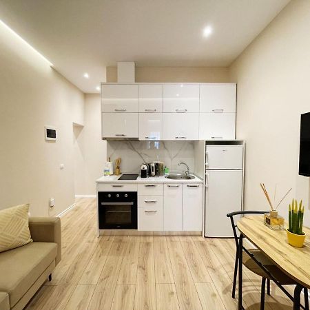 Aj Apartments, Hidden Gem In The Heart Of Tirana Bagian luar foto