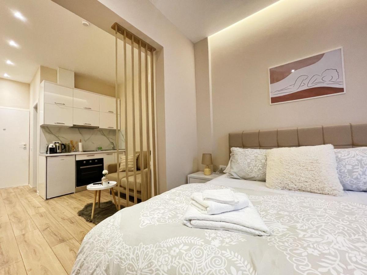 Aj Apartments, Hidden Gem In The Heart Of Tirana Bagian luar foto