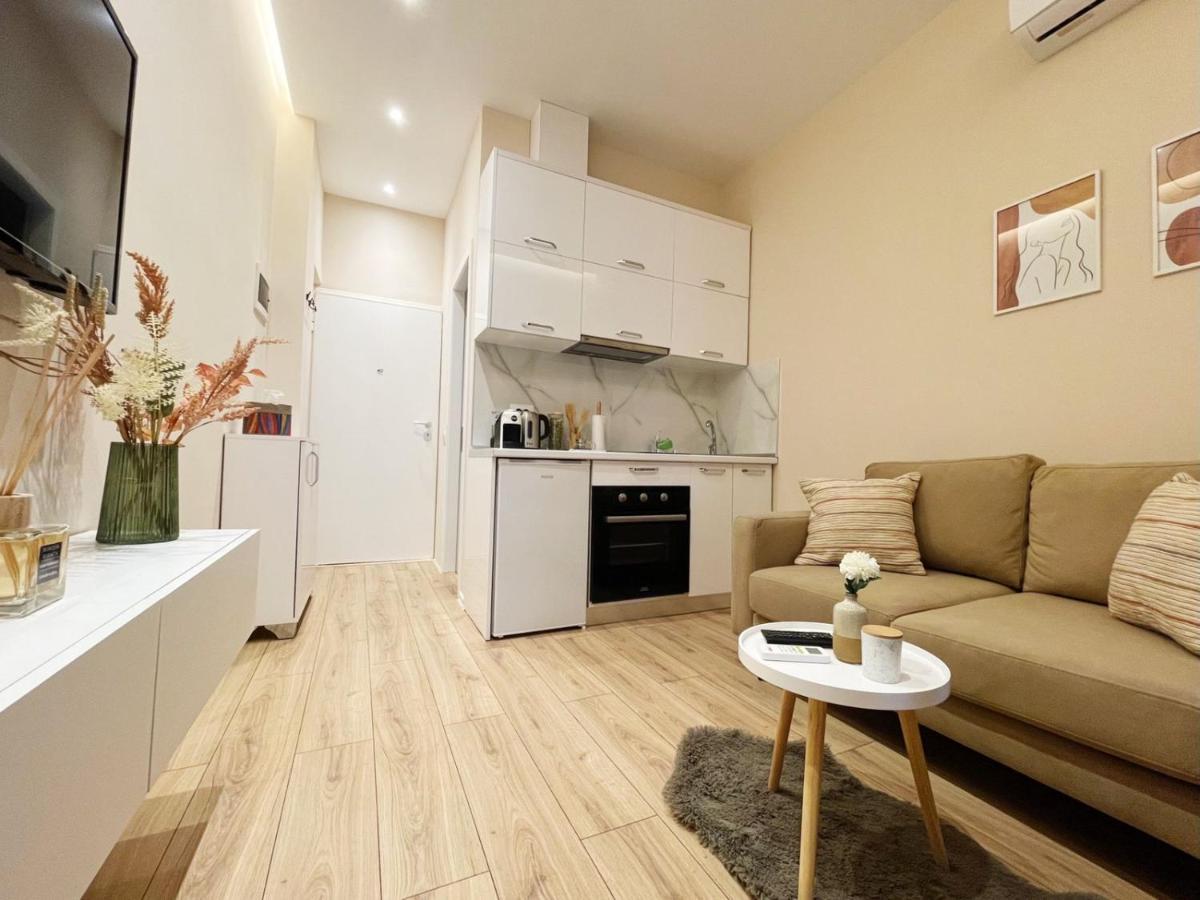 Aj Apartments, Hidden Gem In The Heart Of Tirana Bagian luar foto